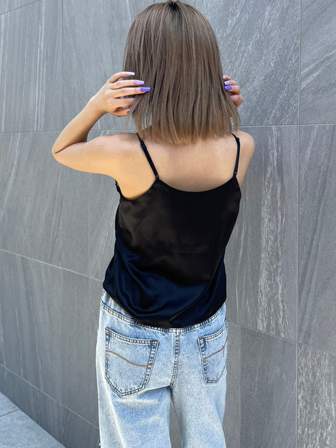 レースサテンキャミトップス