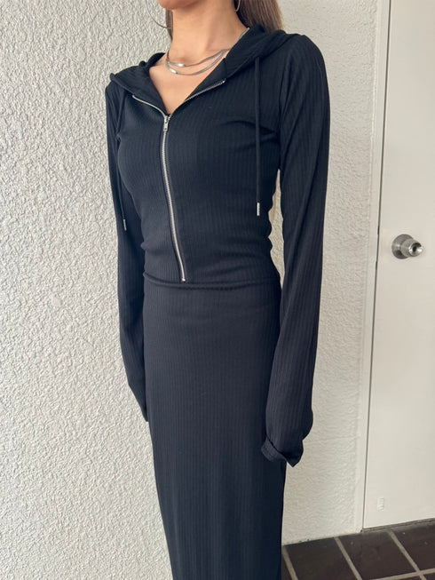 フロントジップリブフーディワンピース