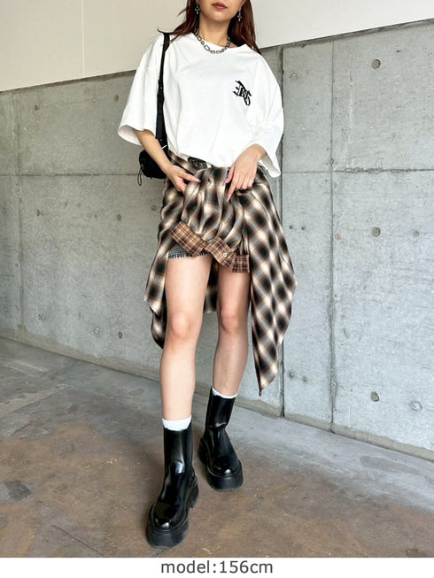 BIG刺繍ユニセックスTシャツⅢ