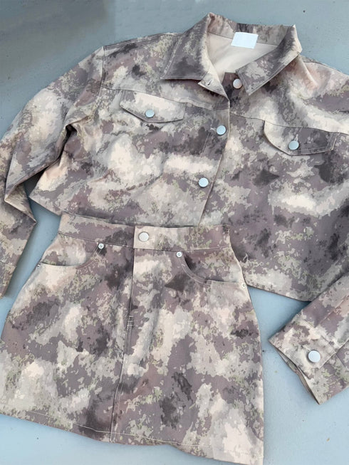 ニュアンス柄短丈シャツ