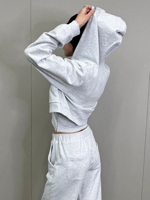 ロゴ刺繍スウェットショートパーカー