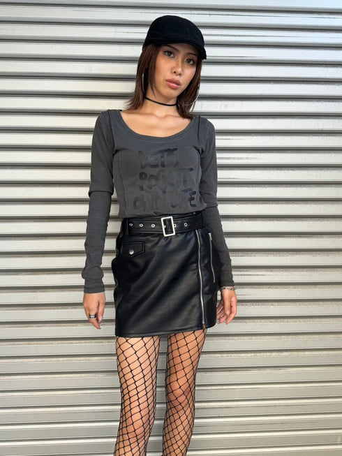 ベルト付フェイクレザータイトミニスカート