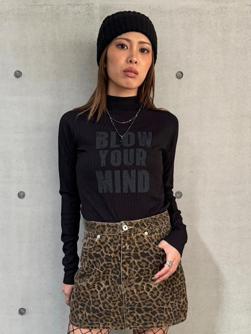 ロゴプリントニットソートップス