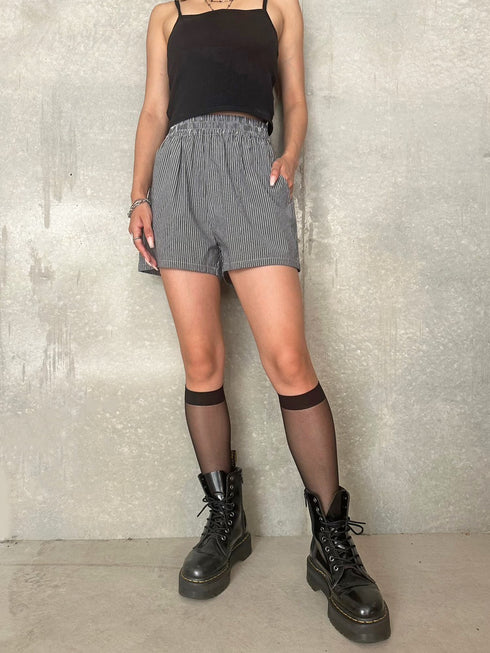 ウエストゴムストライプショートパンツ