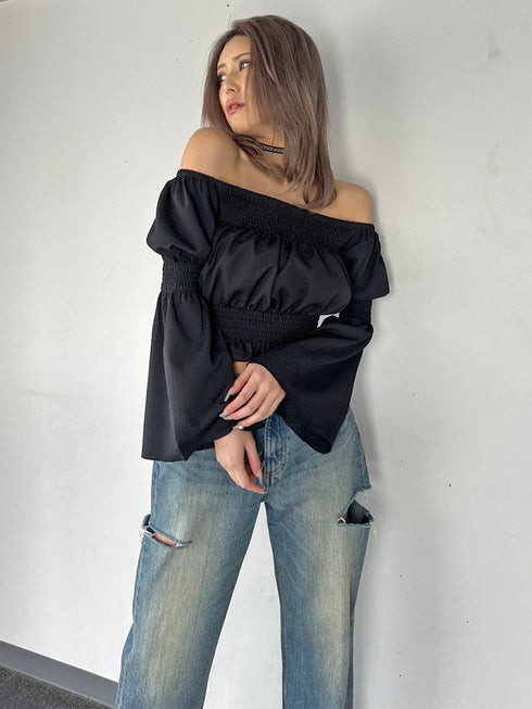 オフショルシャーリングトップス