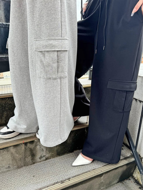 コントラストトリムスウェットカーゴパンツ