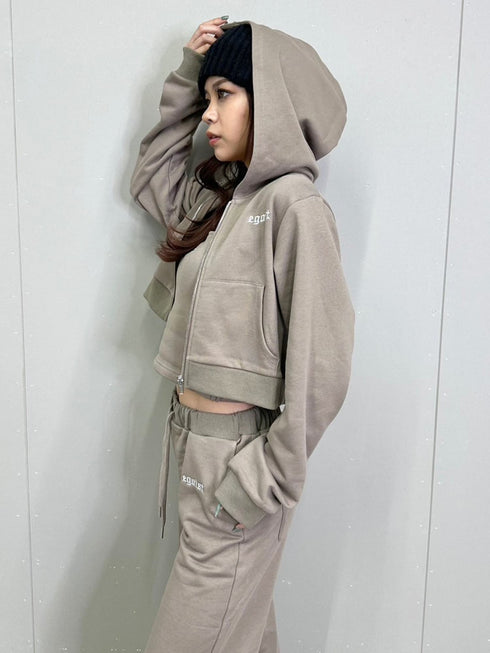 ロゴ刺繍スウェットショートパーカー