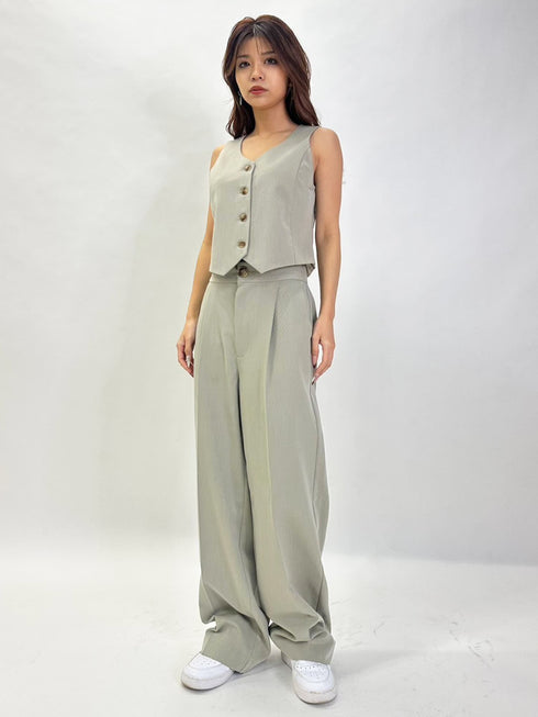 スリーブレスジャケットベスト