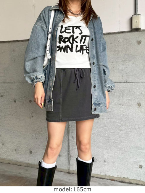 手書き風ロゴTシャツ