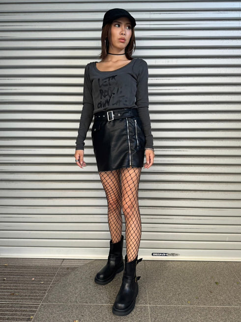 ベルト付フェイクレザータイトミニスカート