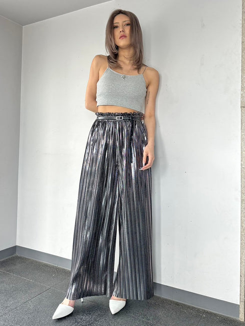 シャイニープリーツワイドパンツ