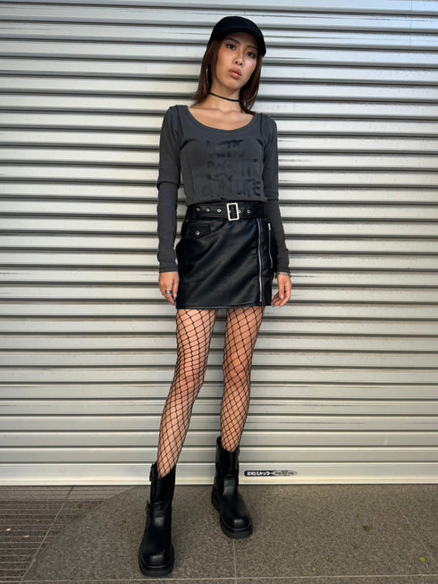 ベルト付フェイクレザータイトミニスカート