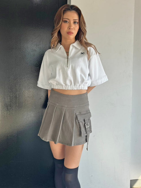 ハーフZIPロゴ刺繍トップス