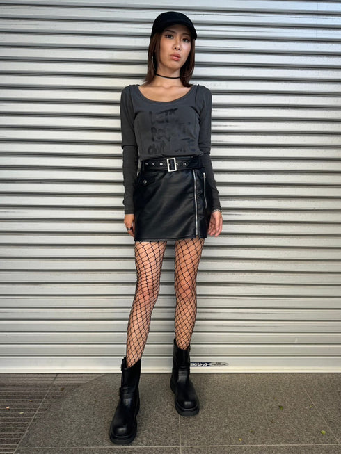 ベルト付フェイクレザータイトミニスカート