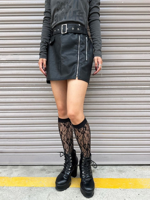 ベルト付フェイクレザータイトミニスカート