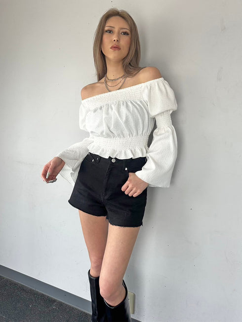 ヘムカットオフショートパンツ