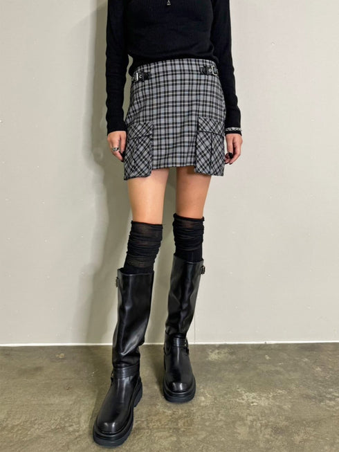 サイドベルトチェック柄スカート
