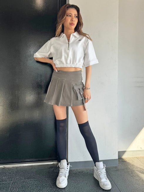 ハーフZIPロゴ刺繍トップス