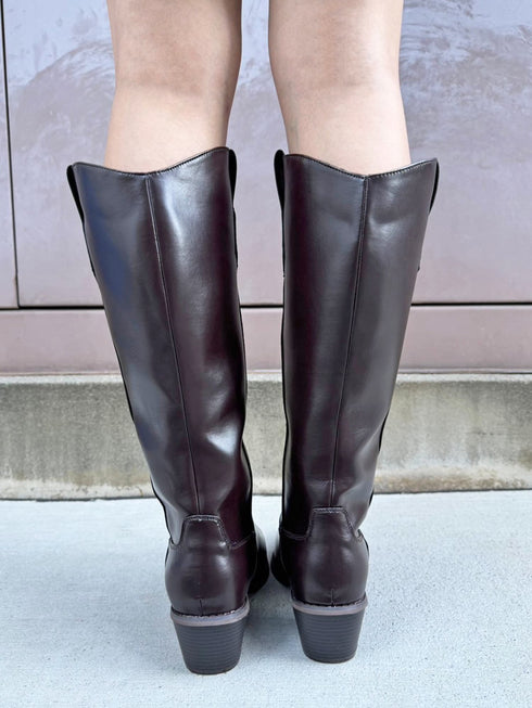 ポインテッドトゥウエスタンブーツ