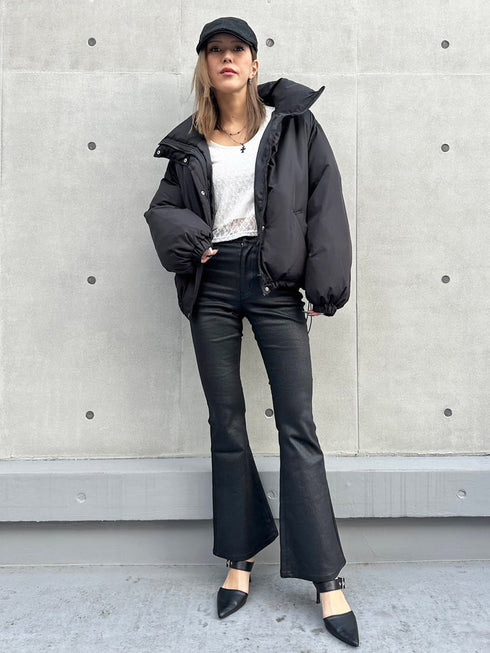 レザーコーティングフレアパンツ