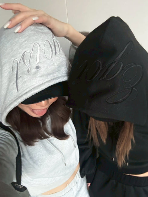 フードロゴラメ裏毛トップス