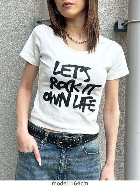 手書き風ロゴTシャツ