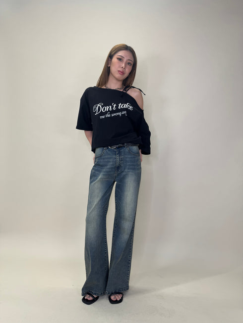 ロゴワンショルカットソートップス