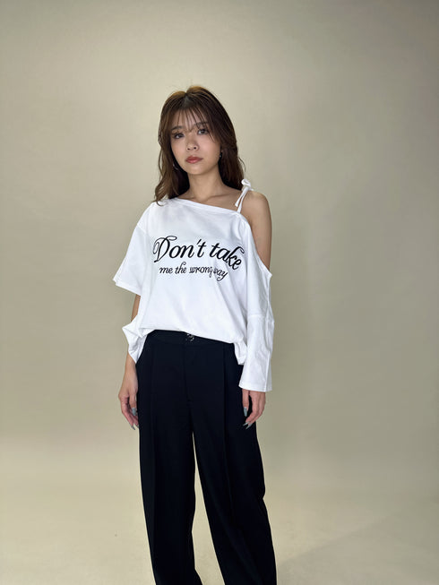 ロゴワンショルカットソートップス