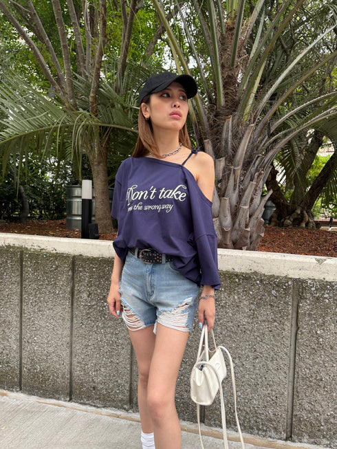 ロゴワンショルカットソートップス