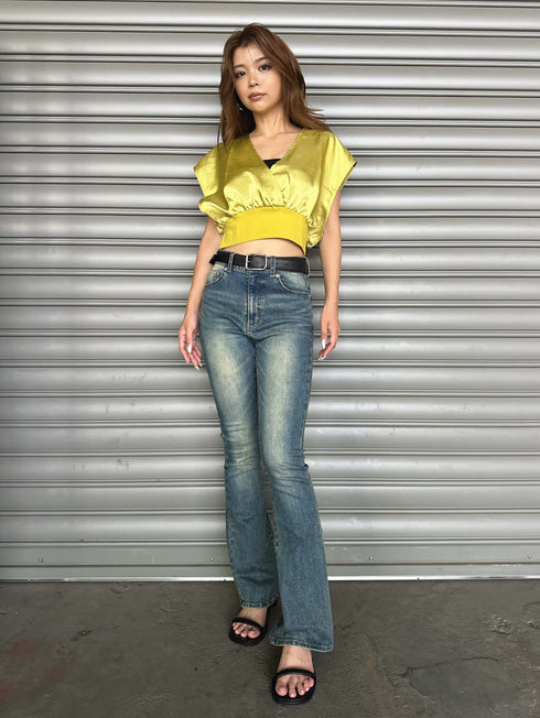 サテンカシュクールトップス