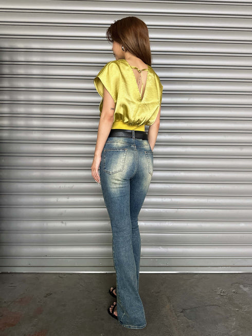 サテンカシュクールトップス