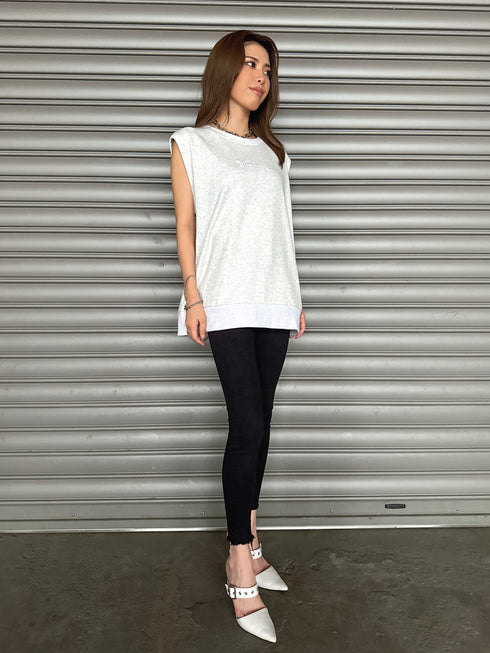 オーバータンクトップ