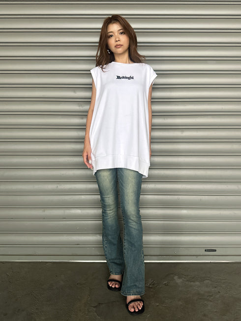 オーバータンクトップ