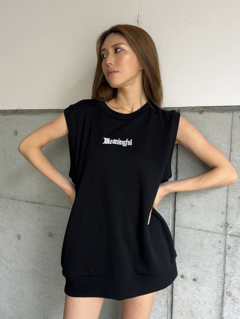 オーバータンクトップ