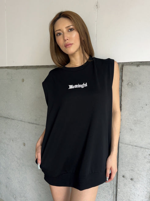 オーバータンクトップ