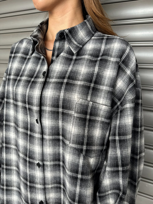 ウォームチェック柄オーバーシャツ