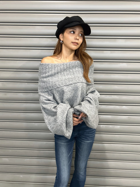 ボリュームオフショルニットトップスⅡ