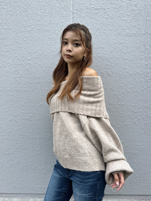 ボリュームオフショルニットトップスⅡ