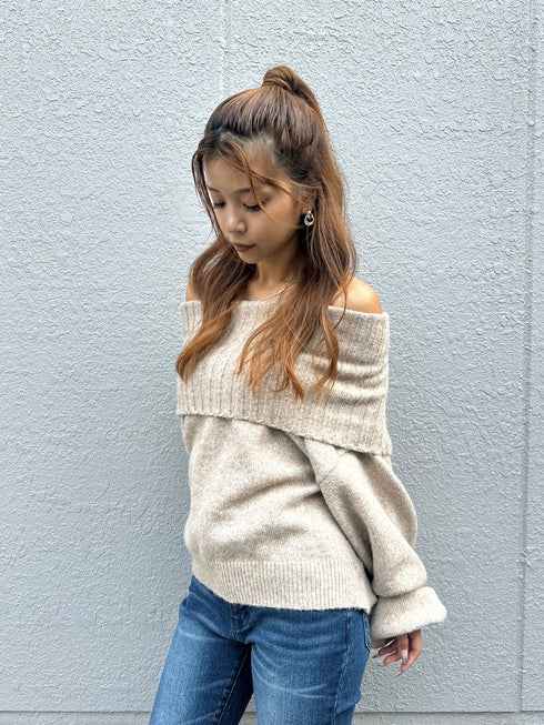 ボリュームオフショルニットトップスⅡ