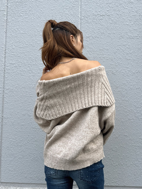 ボリュームオフショルニットトップスⅡ