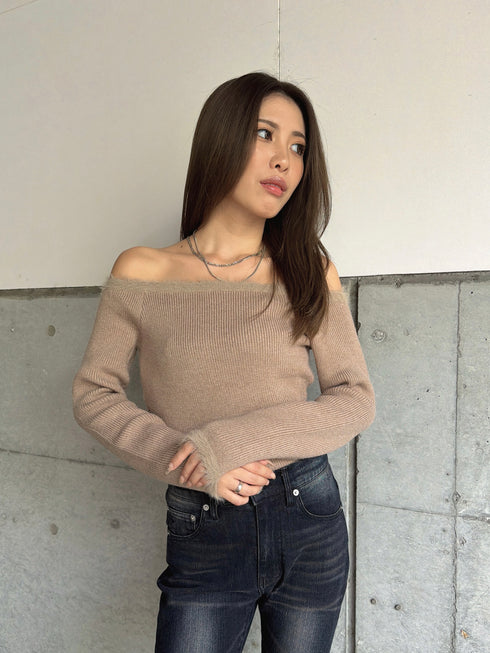 端シャギータイトオフショルニットトップス