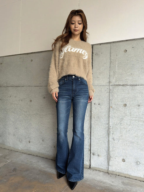 ロゴシャギーニットトップス