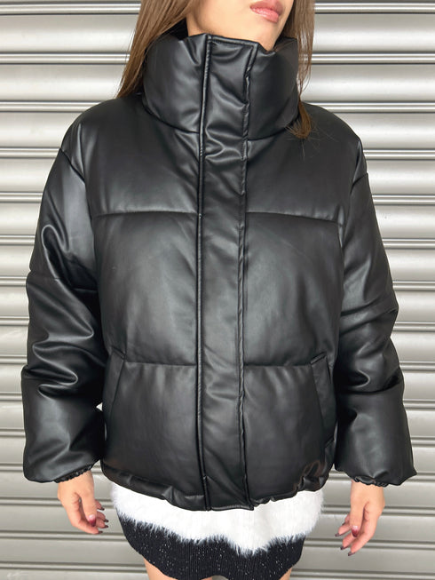 スタンドカラーフェイクレザー中綿ジャケット