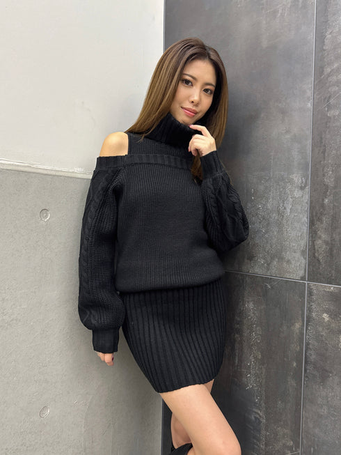 肩開きケーブルミニワンピース