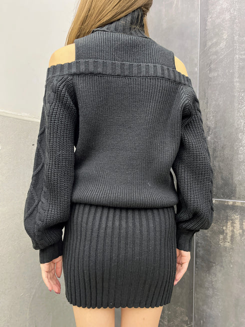 肩開きケーブルミニワンピース