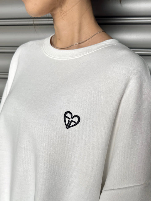 ハートロゴプルオーバー