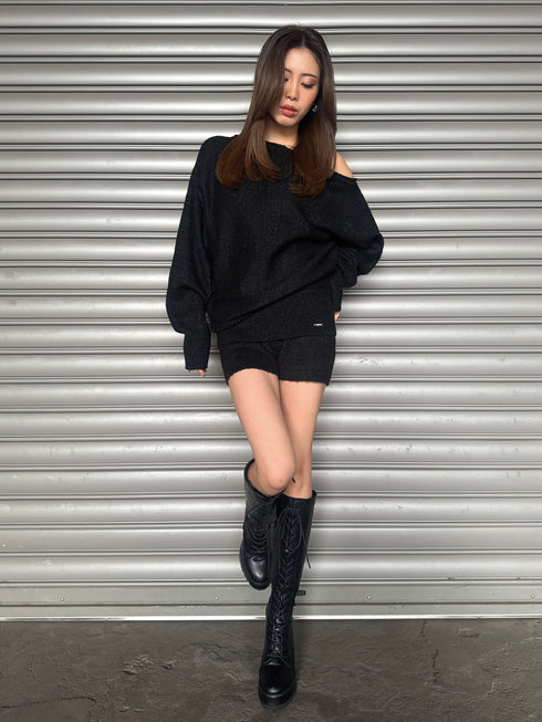 プレート付ワンショルラメニットトップス