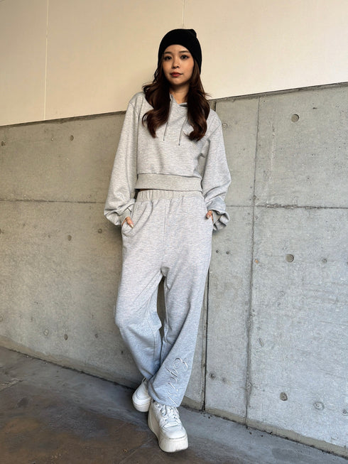 フードロゴラメ裏毛トップス