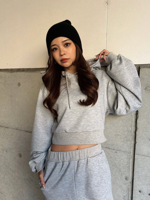 フードロゴラメ裏毛トップス