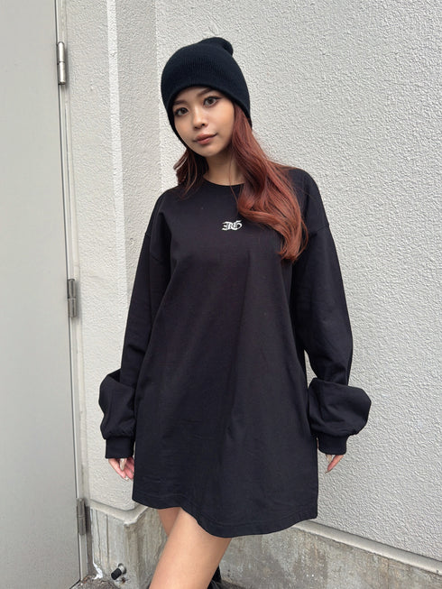 フロント刺繍ユニセックスロンT